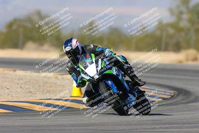 media/Feb-03-2024-SoCal Trackdays (Sat) [[767c60a41c]]/8-Turn 7 (1140am)/